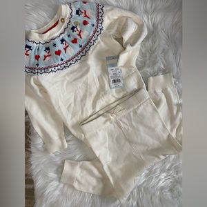 NWT cat & Jack holiday sweater & jogger set. Available in 18M & 12M